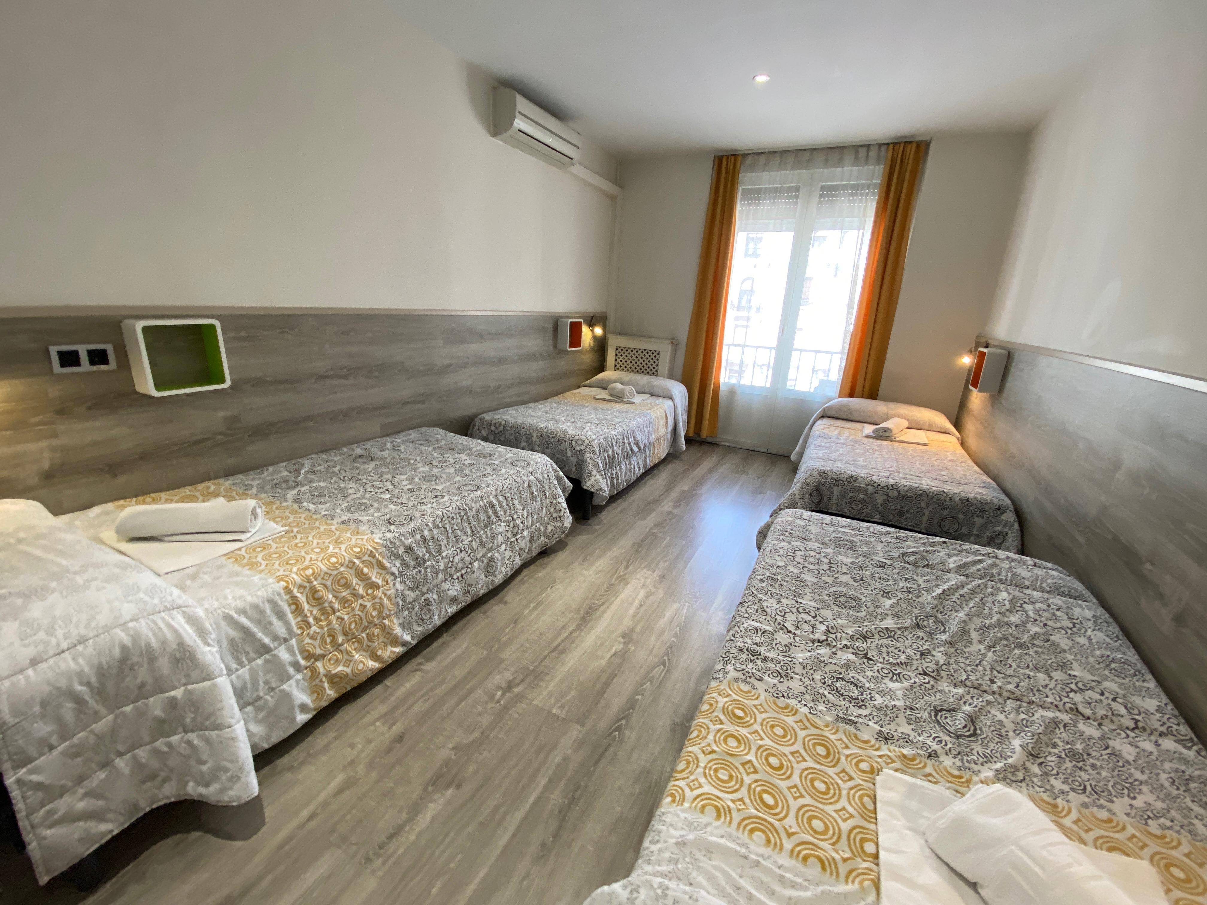 Muchomadrid Hostel Luaran gambar