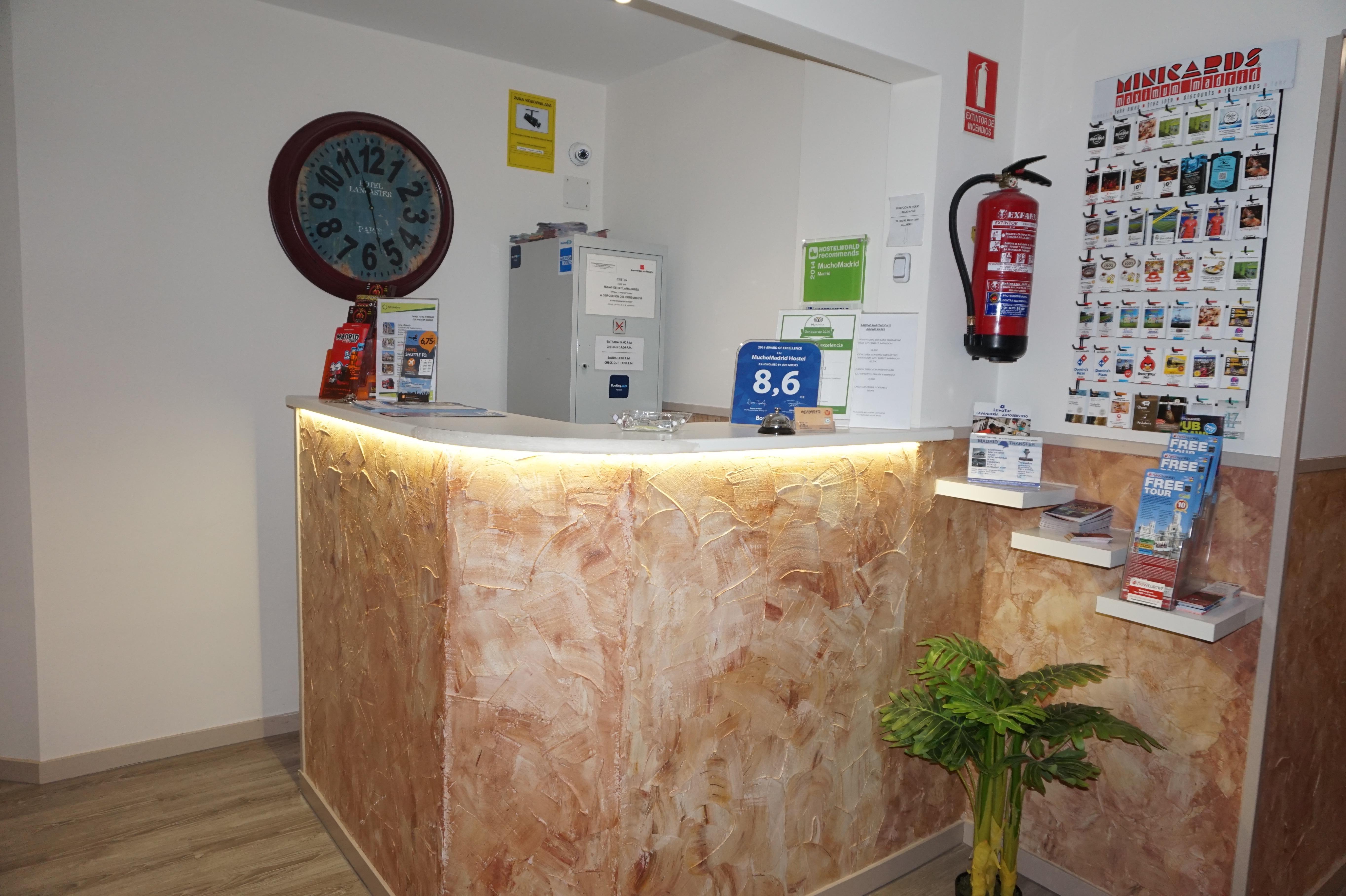 Muchomadrid Hostel Luaran gambar