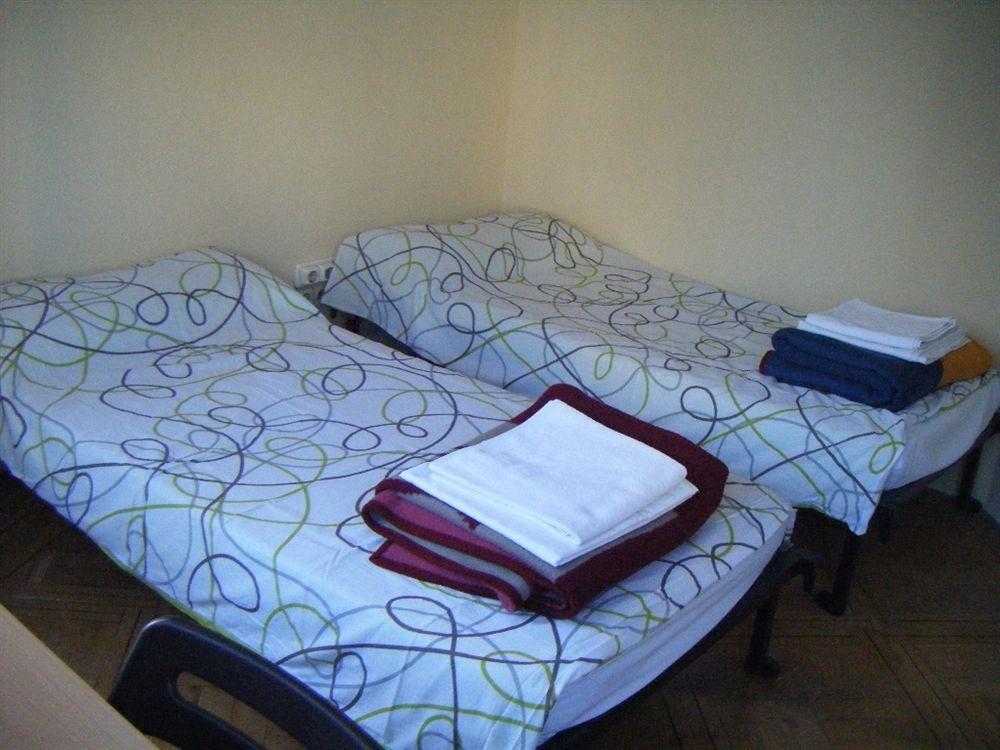 Muchomadrid Hostel Luaran gambar