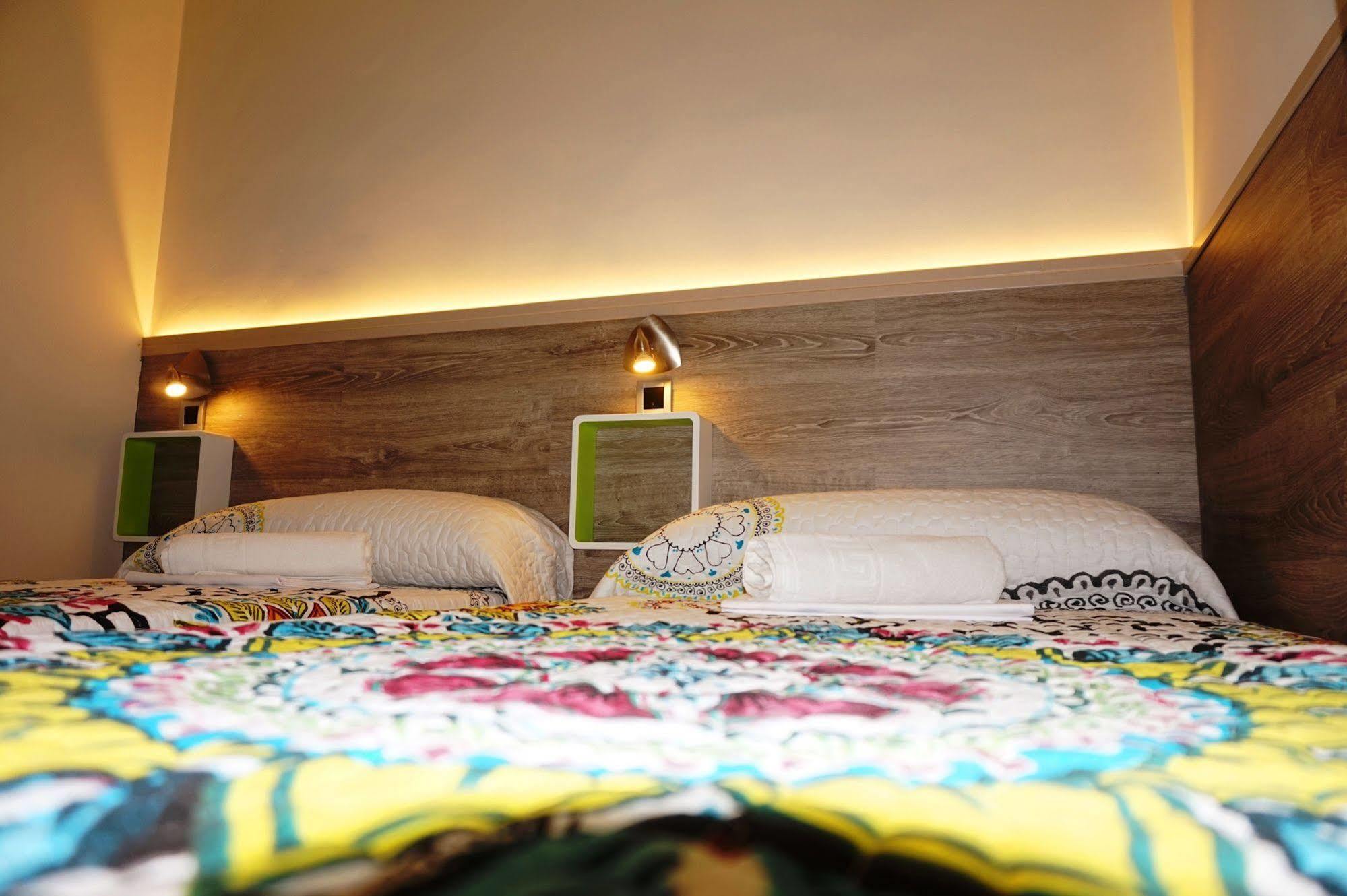 Muchomadrid Hostel Luaran gambar