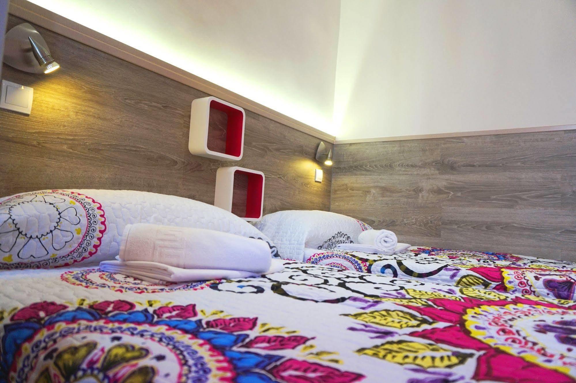 Muchomadrid Hostel Luaran gambar