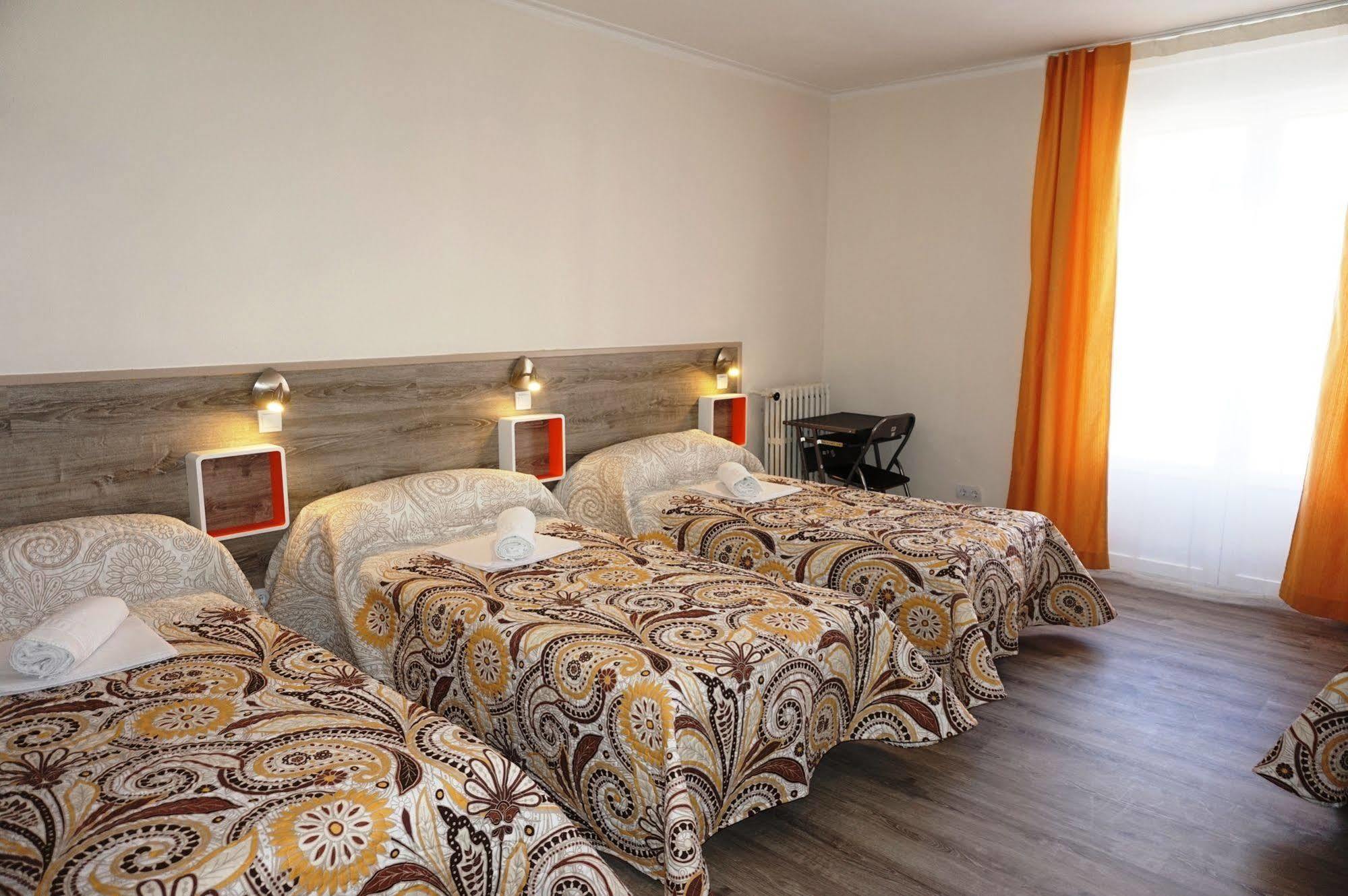 Muchomadrid Hostel Luaran gambar